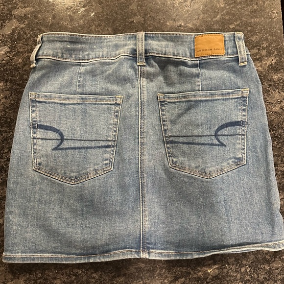 American Eagle Denim Mini Skirt Size 6 - Picture 5 of 5